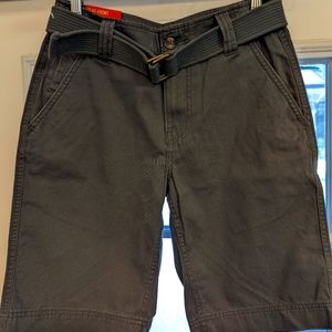 Brand new gray Mossimo shorts with matching belt